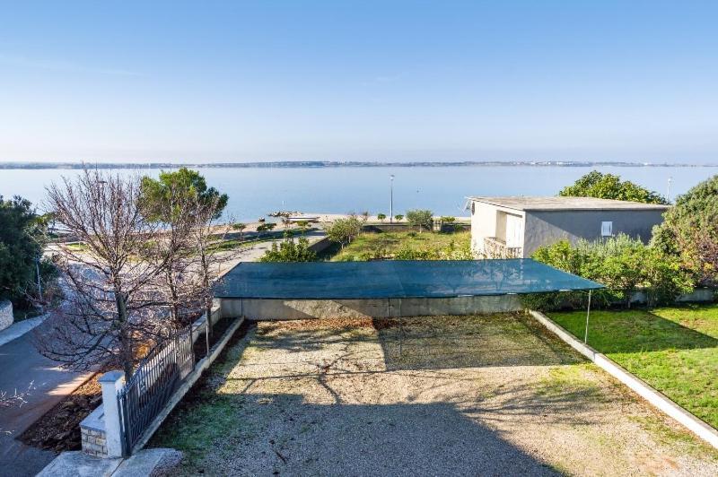Apartment Nin - Vrsi At The Beach Exterior photo